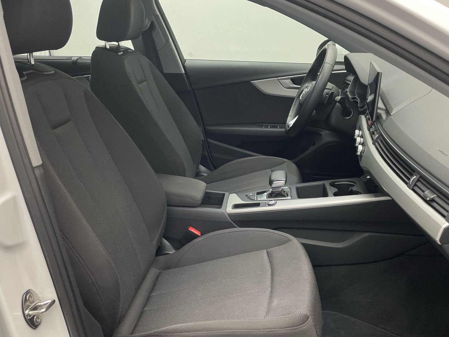 Audi A4 Avant 30 TDI Memory - Samsaru's Car Outlet