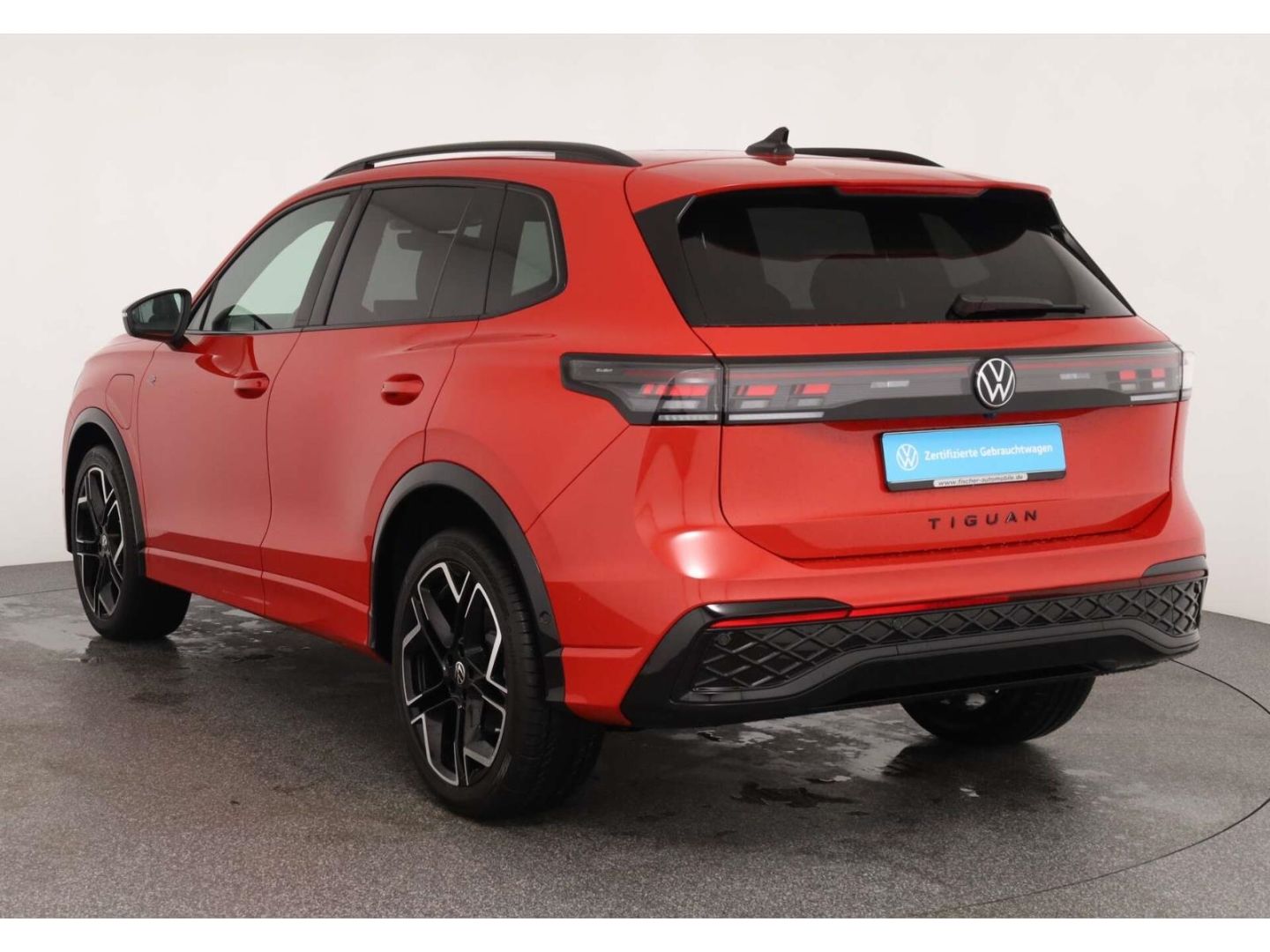 Volkswagen Tiguan 1.5 eHybrid R-Line Black Style DSG AHK/SH