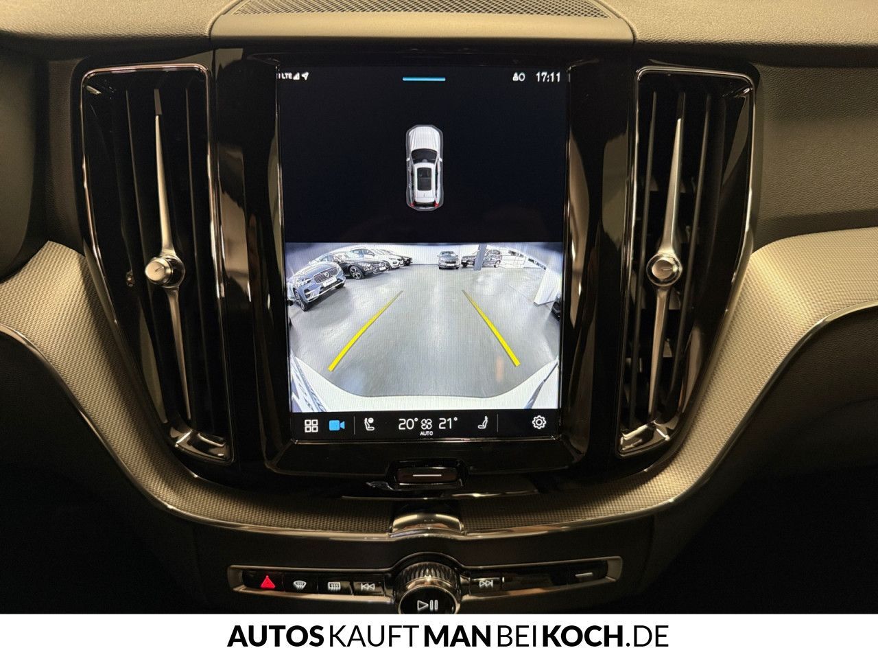 Volvo XC60 B5 AWD PlusDark ACC BLIS AHK VLED 4xSHz H&K