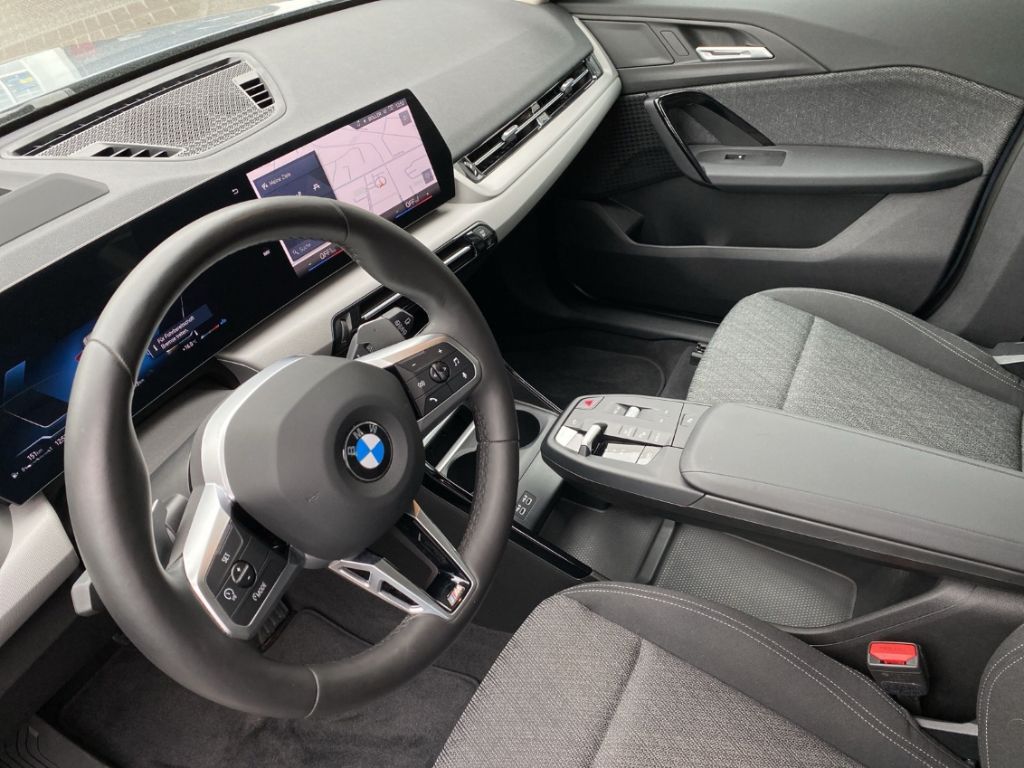 BMW X1 xDrive20d LiveCockpitPro - Samsaru's Car Outlet