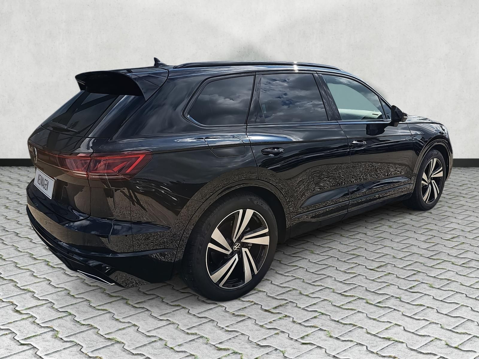 Volkswagen Touareg R-Line 3.0 V6 TDI 4Motion / Pano / 360Gr