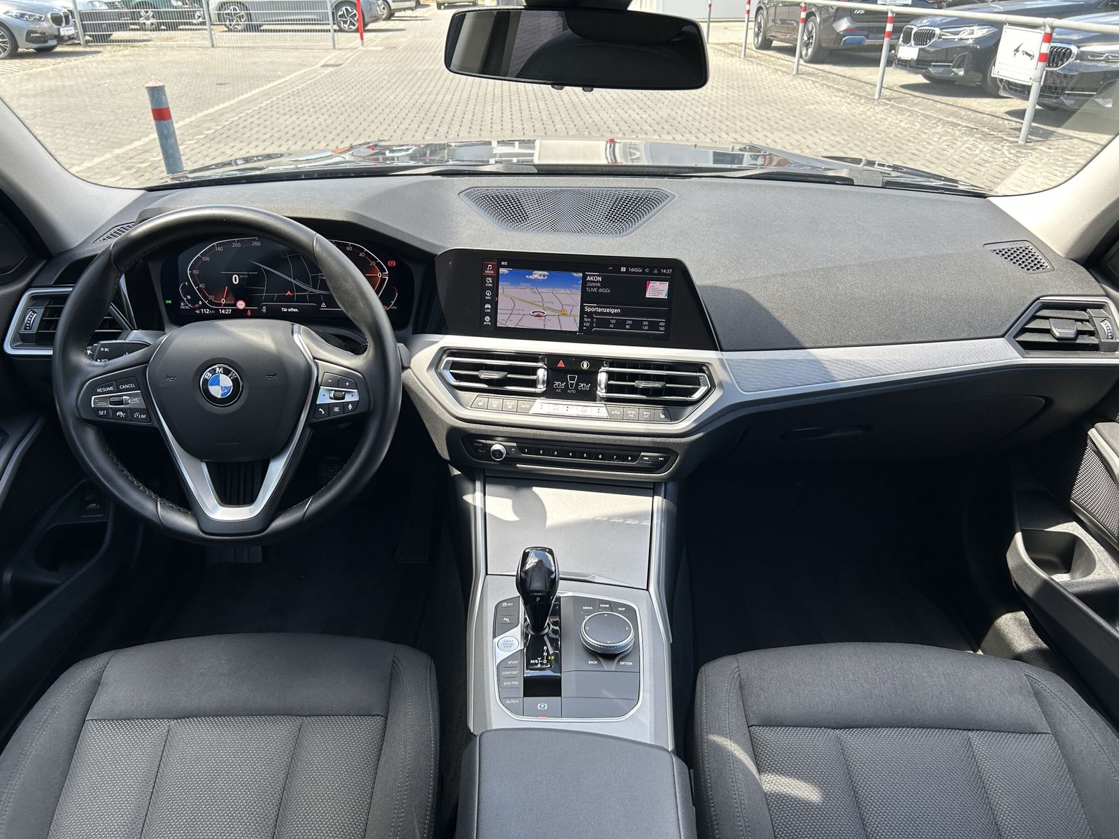 BMW 320d Touring - Samsaru's Car Outlet