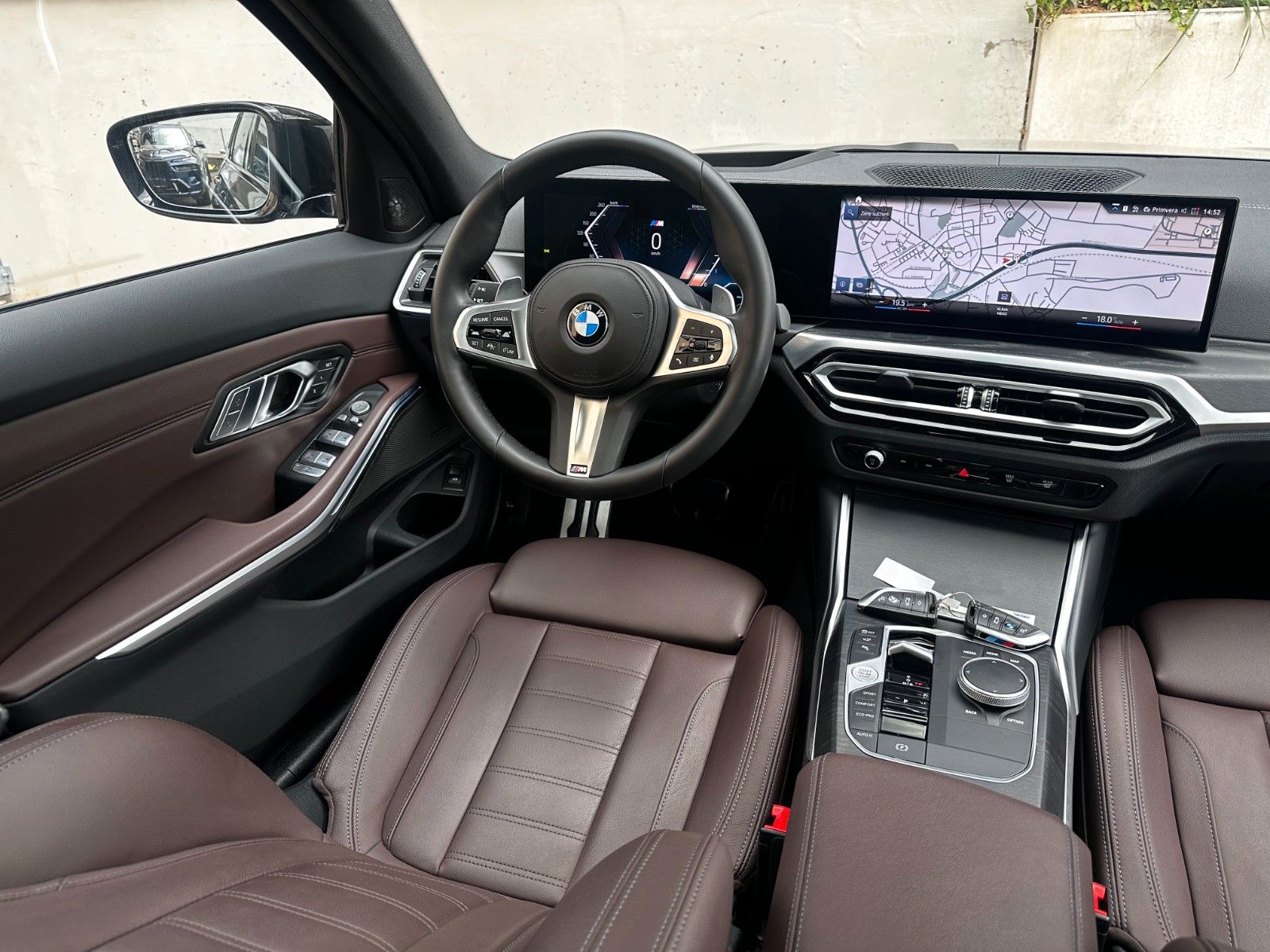 BMW 330d xDrive M Sport PANO*AHK*StandH*H&K*AdapLED