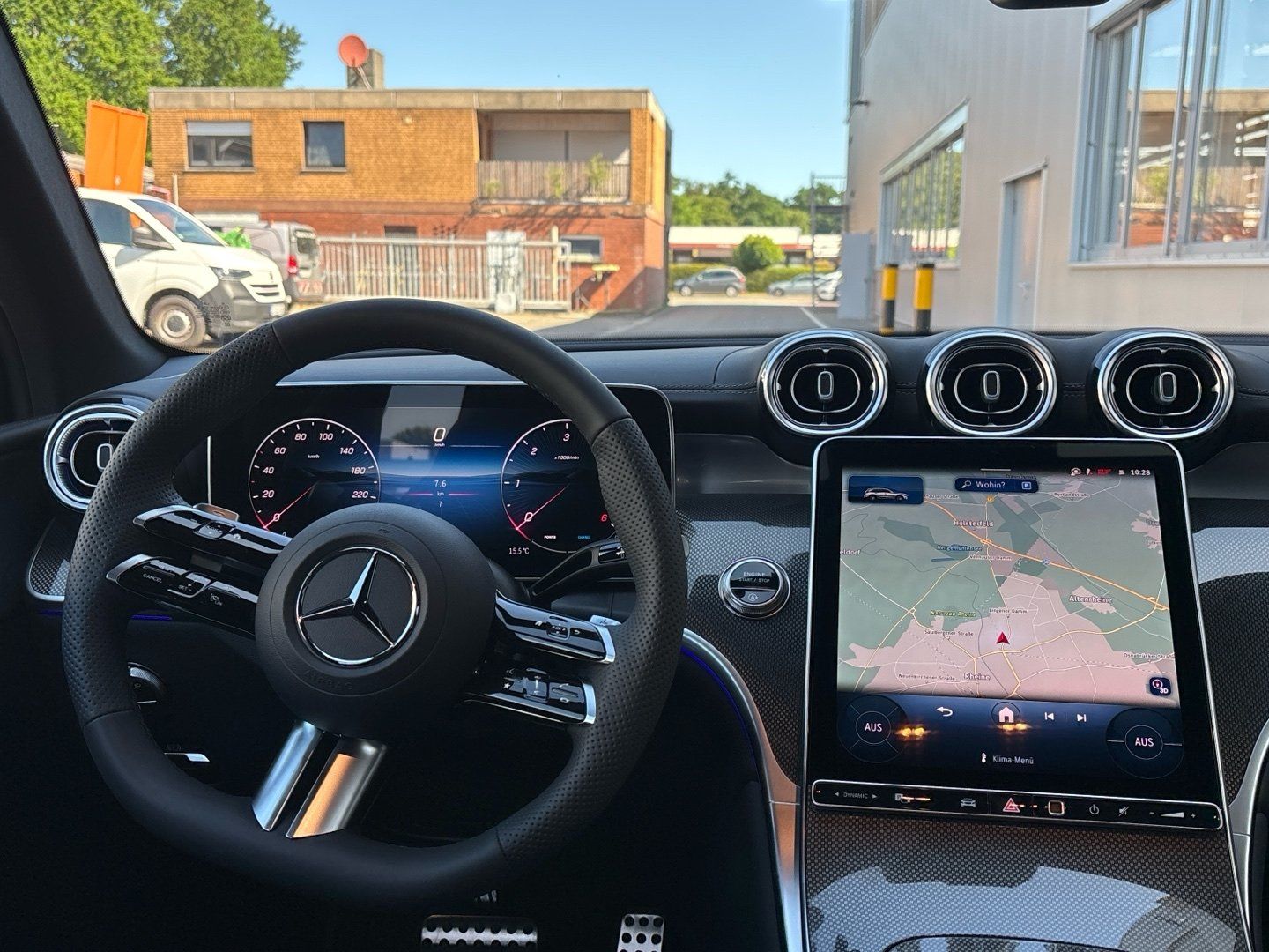 Mercedes-Benz GLC 200 d 4M AMG Distronic CarPlay 360°-K. AHK