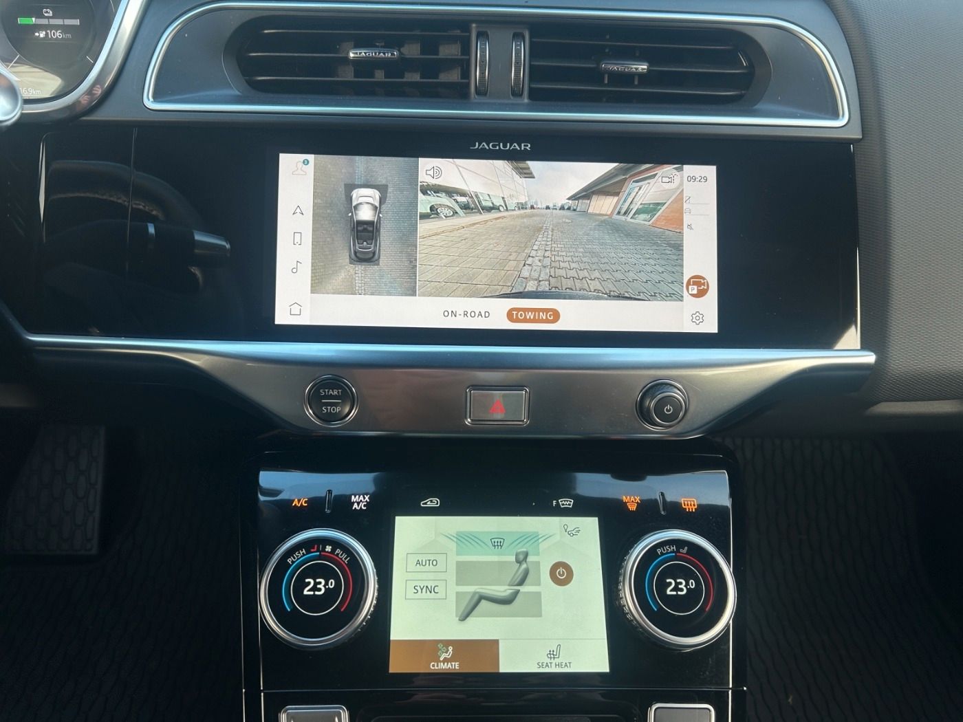 Jaguar I-PACE EV400 AWD*HUD*LED*AHK*WinterP*20''