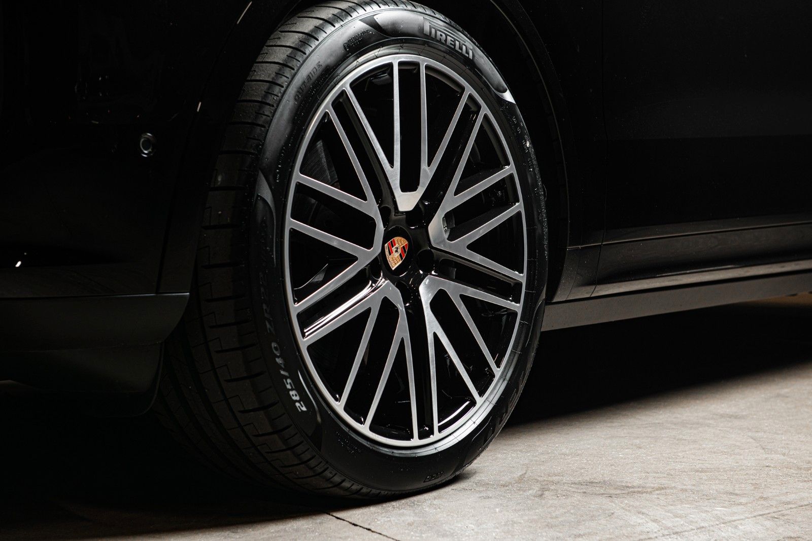 Porsche Cayenne Coupe E-Hybrid / SportDesign / VAT