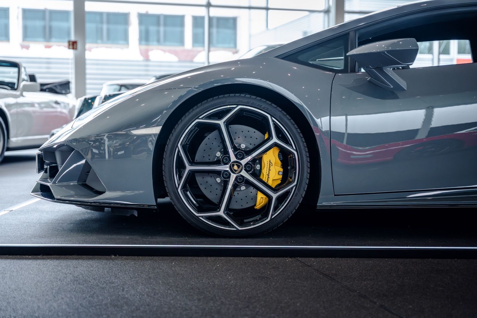 Lamborghini Huracán EVO*VAT*1. Hand*Lift*Sensonum*