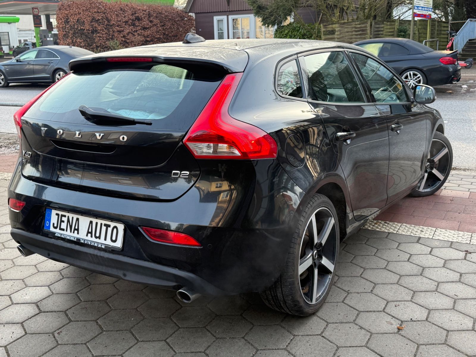 Volvo V40 Momentum 1 Vorbesitzer R.Kamera SHZ