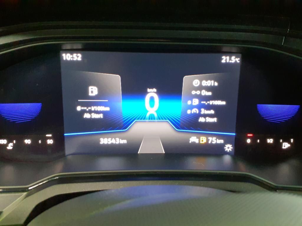Volkswagen Taigo 1.0 TSI - Samsaru's Car Outlet