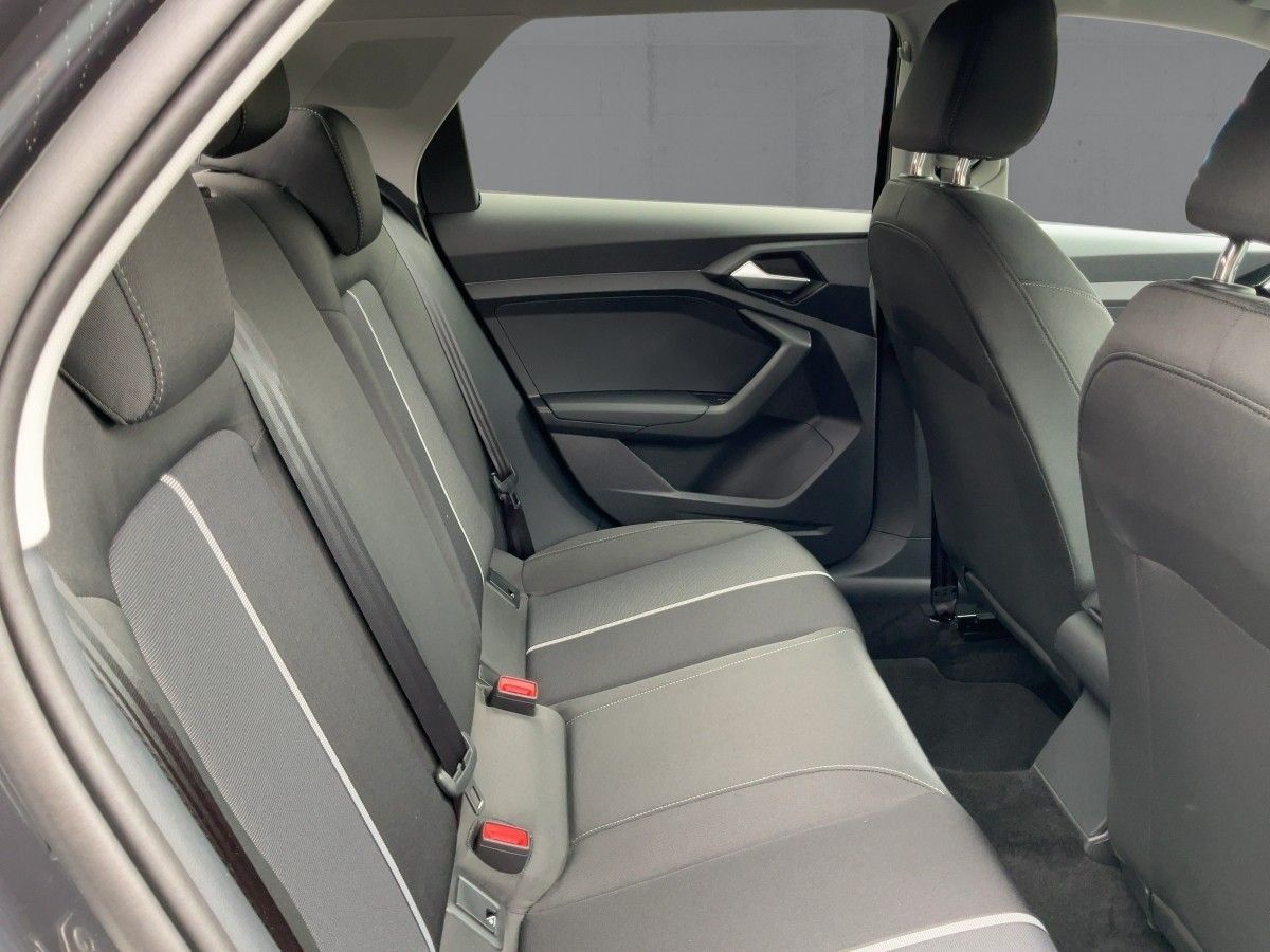 Audi A1 Sportback 25 TFSI S-TR ADVANCED - Samsaru's Car Outlet