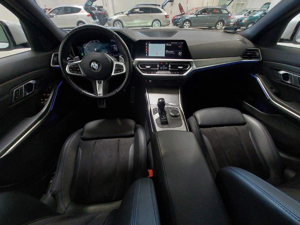 BMW 320 d xDrive M-SPORT - Samsaru's Car Outlet