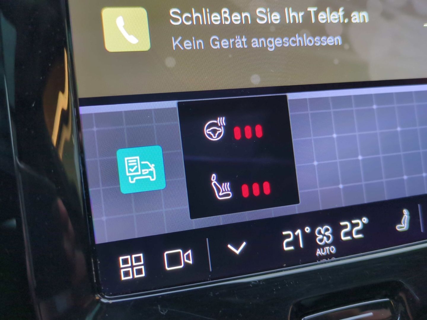 Volvo XC60 R Design Recharge Plug-In Hybrid AWD T8 Twi