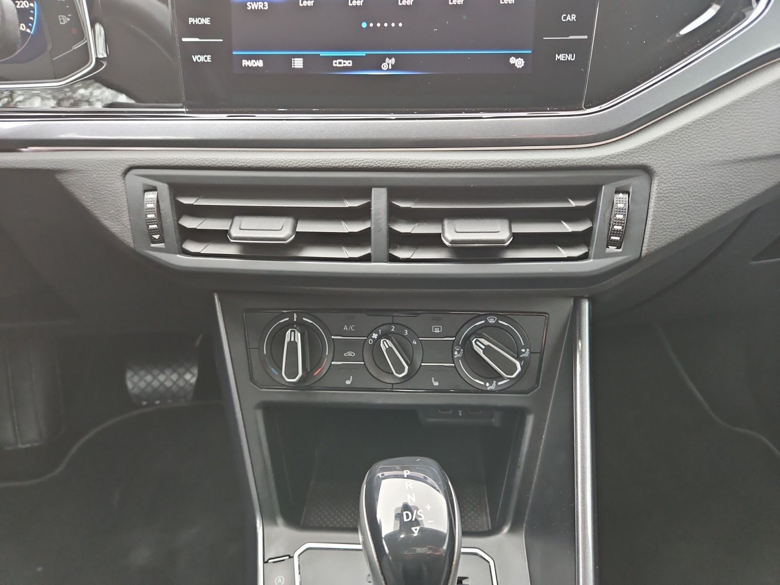 Volkswagen Polo 1.0 TSI Style DSG - Samsaru's Car Outlet