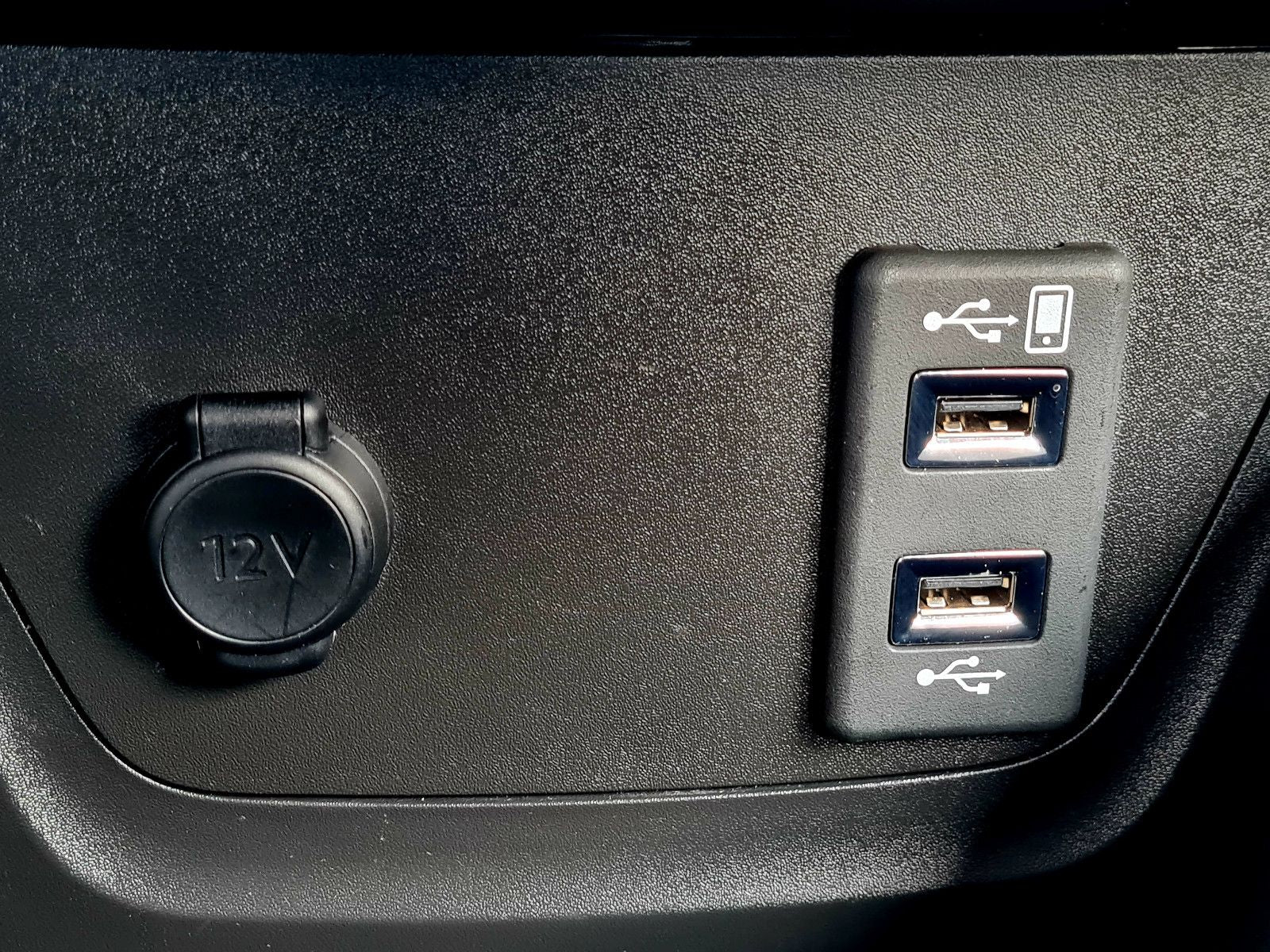 Opel Crossland Innovation - Samsaru's Car Outlet