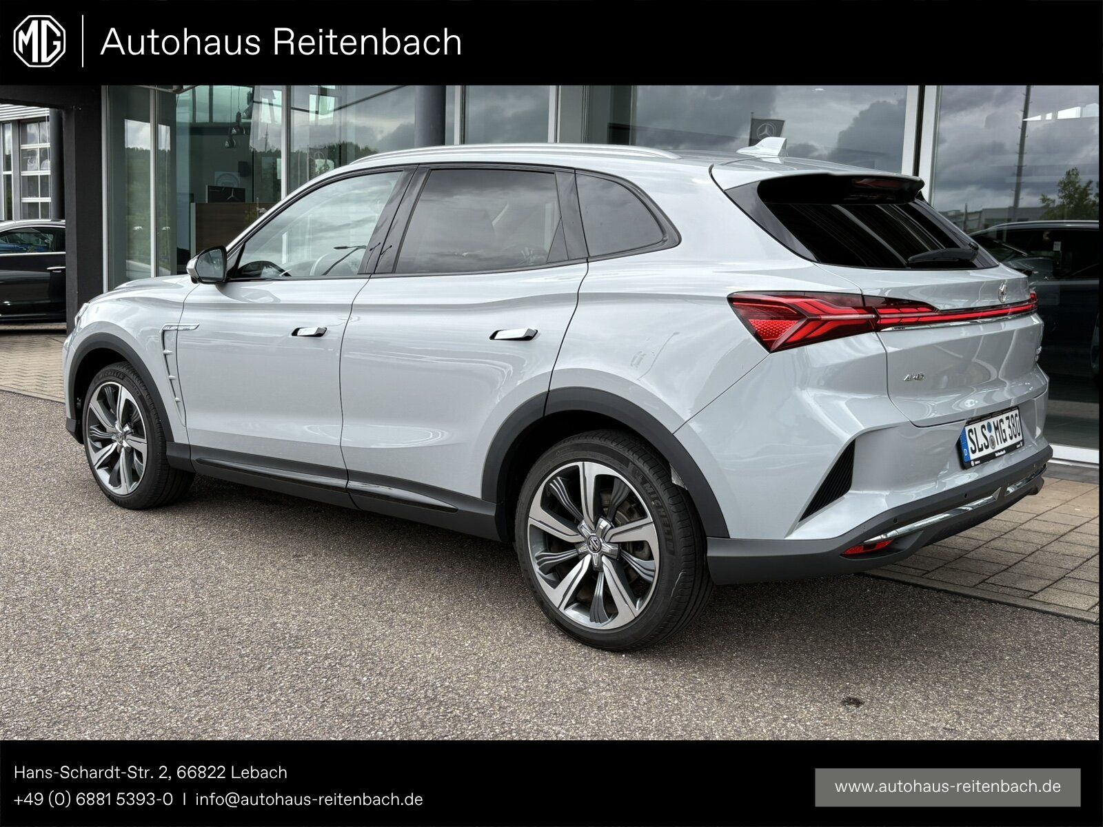 MG MARVEL R PERFORMANCE PANO+360+8fach+NAVI+SITZHZG