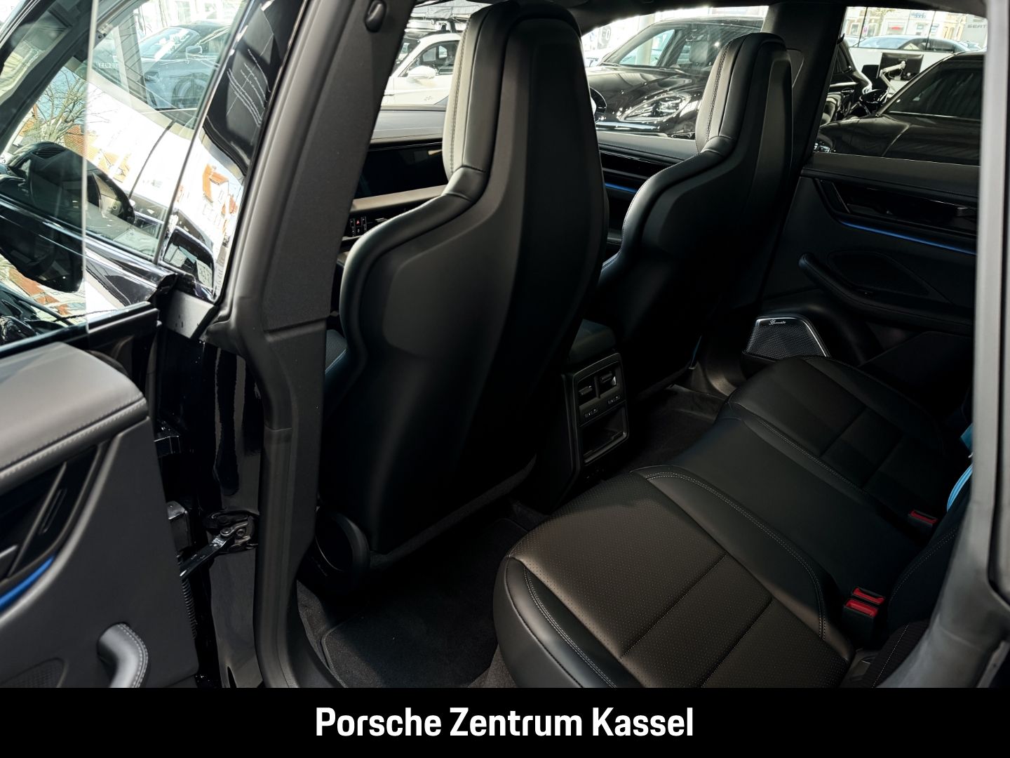 Porsche Macan Electric 4S