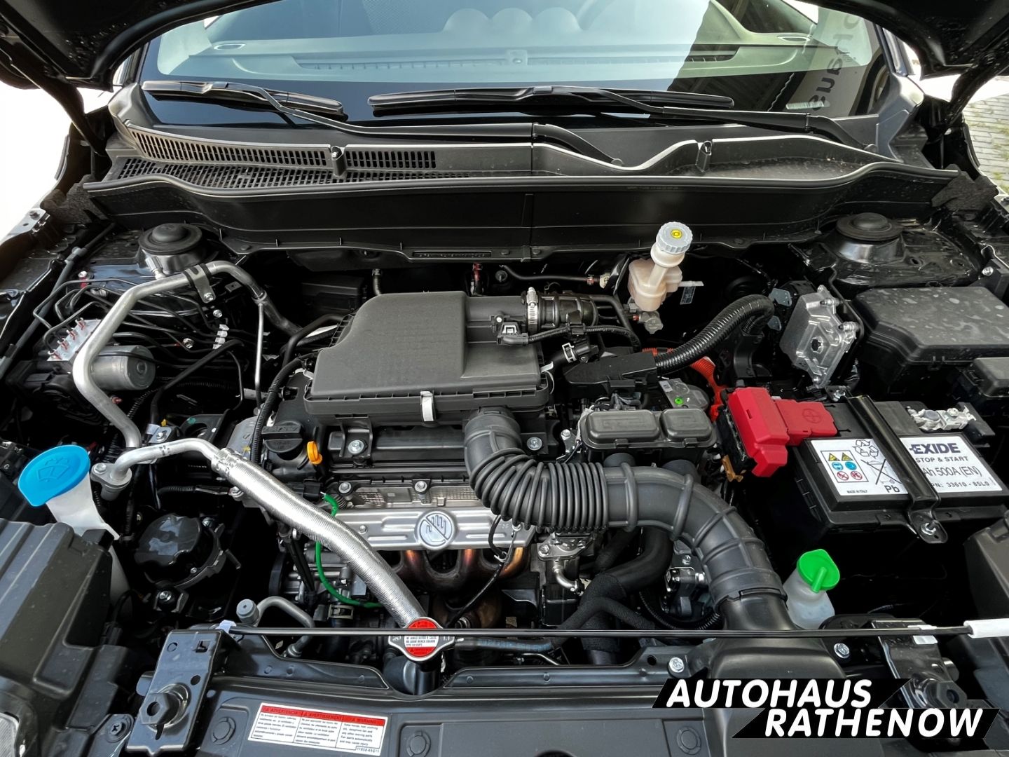 Suzuki Vitara 1.5 Hybrid Comfort 4x4 Allrad - Samsaru's Car Outlet