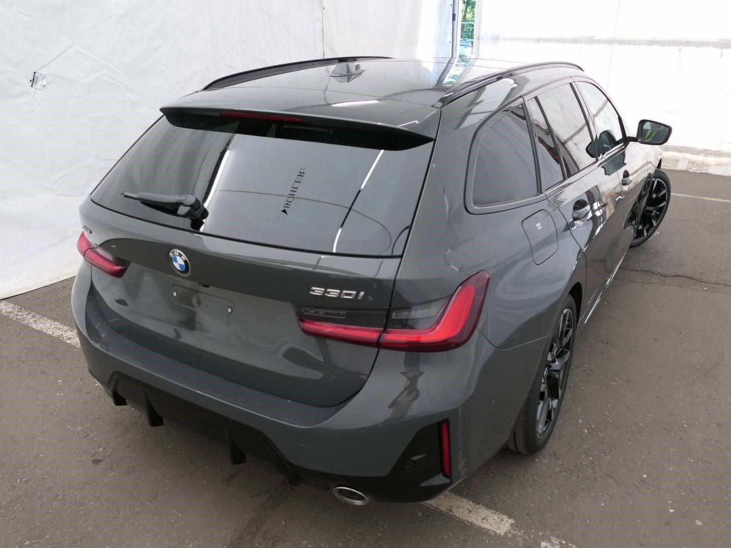 BMW 330i xDrive Tou M Sport AHK PANO ACC 360° AD-LED