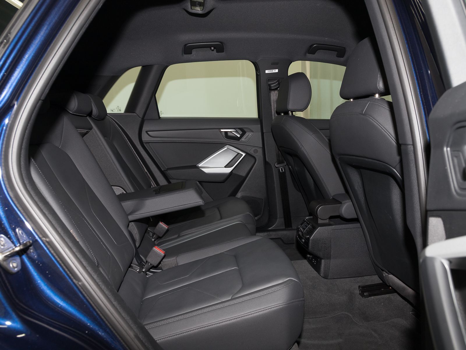Audi Q3 40 TDI Q ADVANCED - Samsaru's Car Outlet