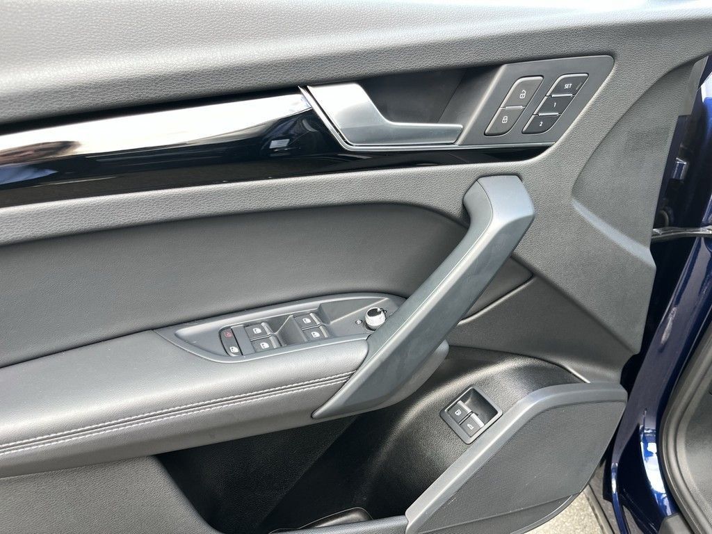 Audi Q5 55 TFSI e quattro S line LED AHK Kamera HeadU