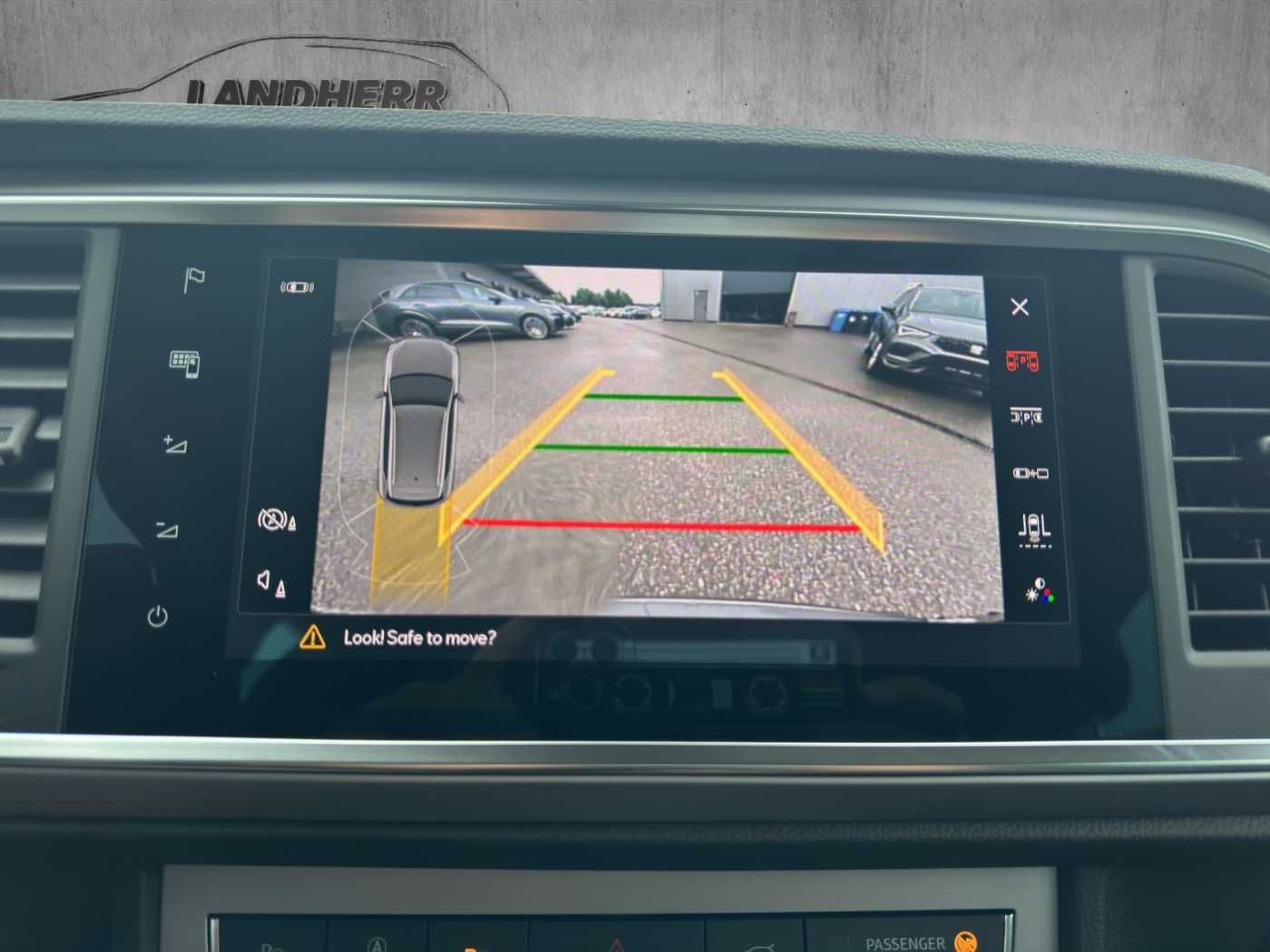 Seat Ateca  TSI FR  //5 J. Garantie /AHK/ Navi/Sitzhe