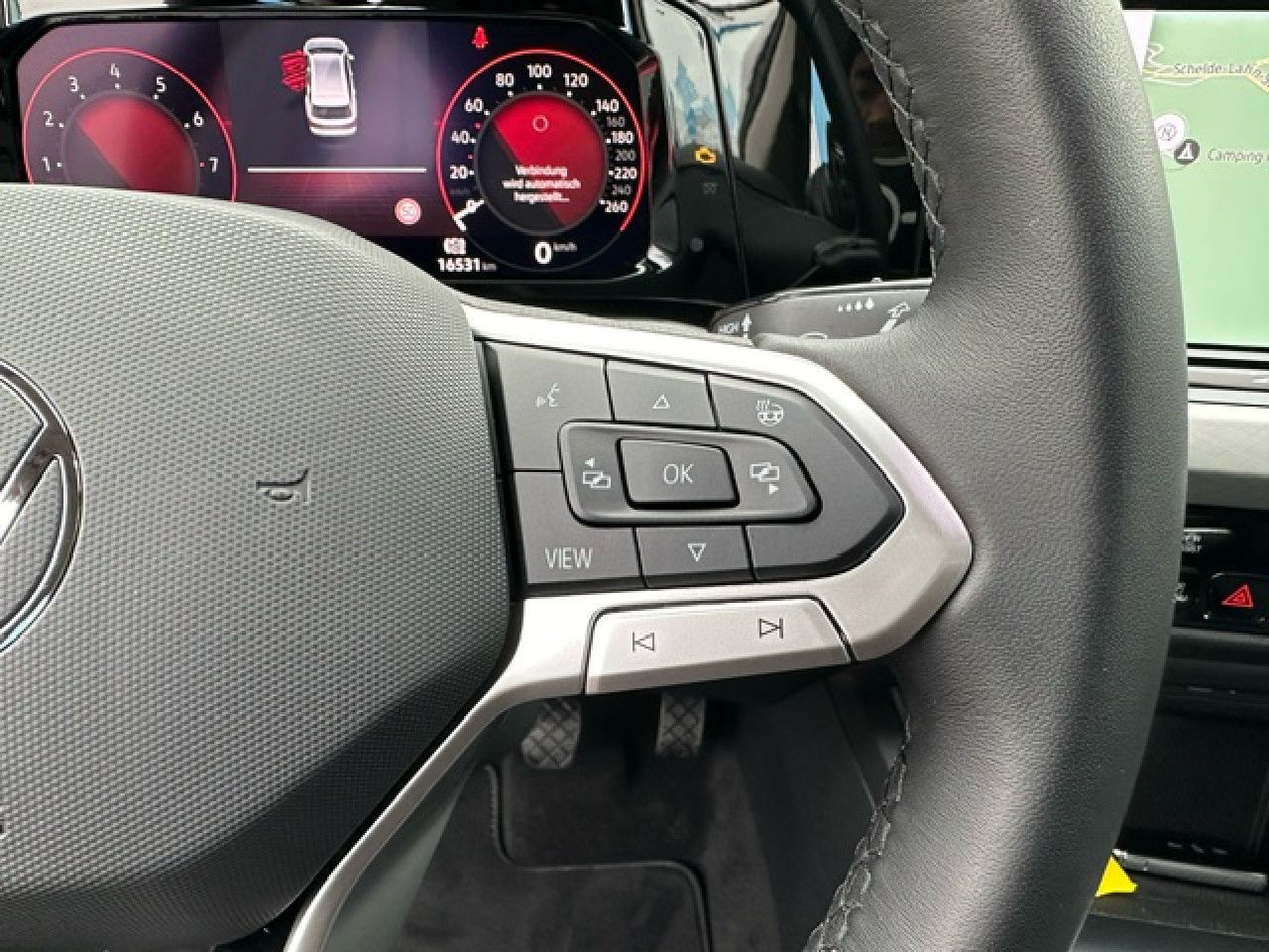 Volkswagen Golf VIII Variant Life 1.5 TSI - Samsaru's Car Outlet