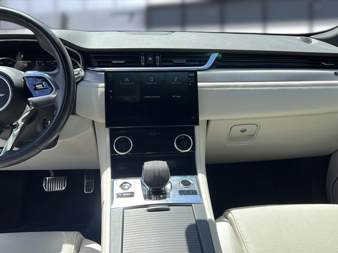 Jaguar F-Pace P250 AWD R-Dynamic SE