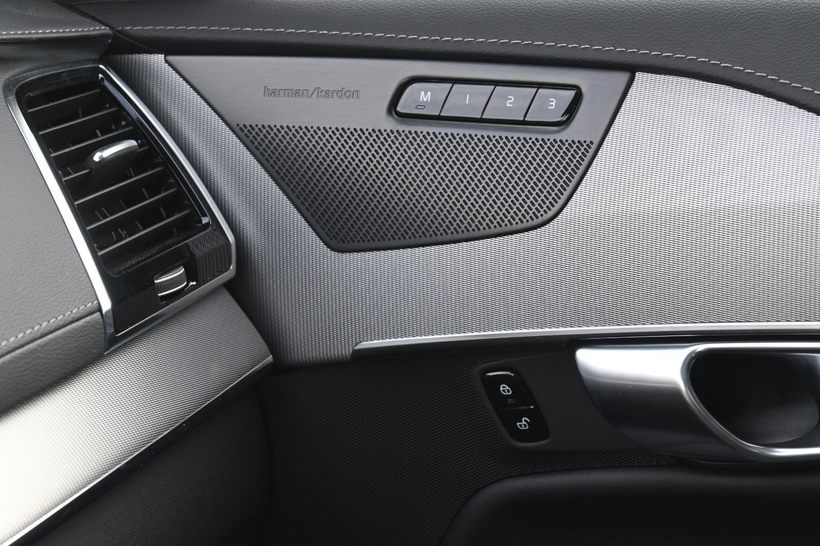 Volvo XC90 B5 D AWD Bright*STDHZG*360°*ACC*AHK