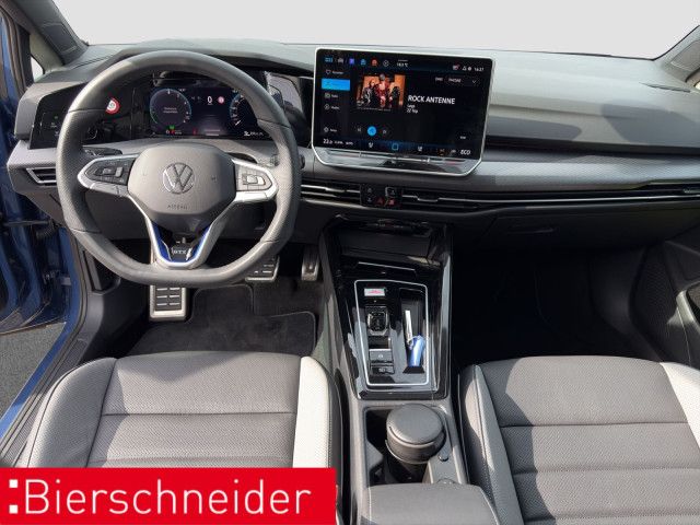 Volkswagen Golf 8 1.5 TSI DSG GTE Black AHK MATRIX PANO HuD