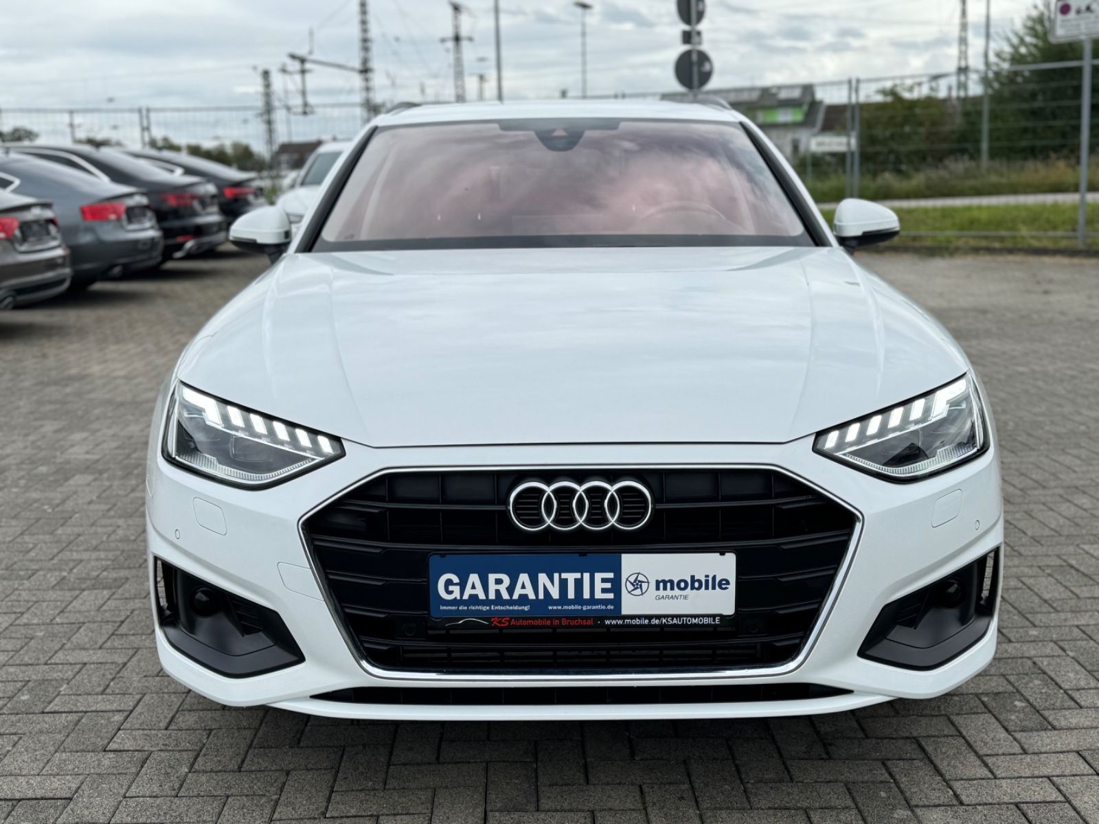 Audi A4 40 TFSI - Samsaru's Car Outlet