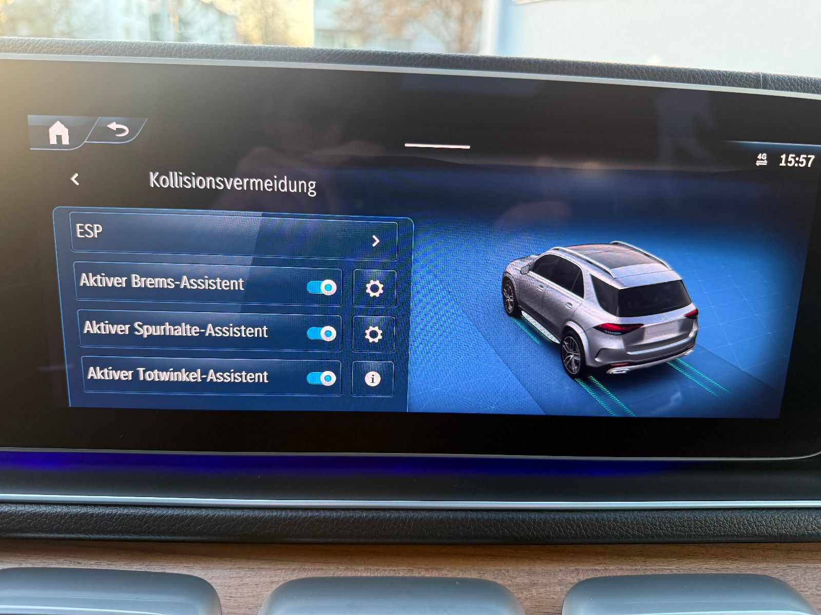 Mercedes-Benz GLE 350de 4Matic*AMG*ACC*PANO*Burmester*AHK*