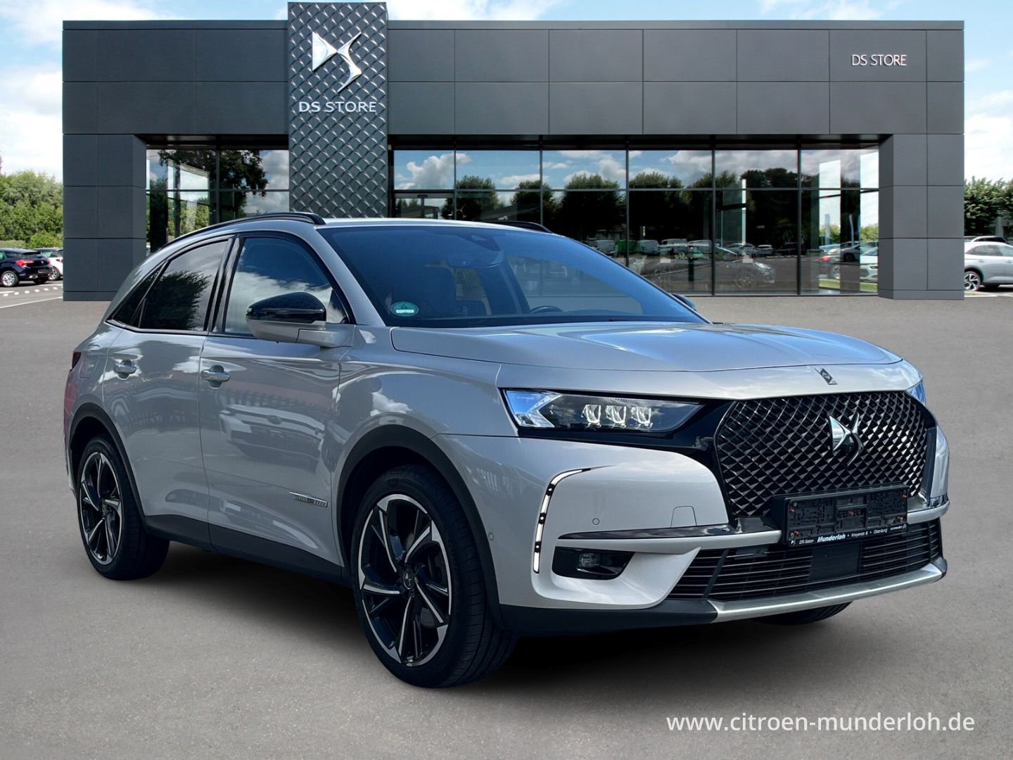 DS Automobiles DS7 Crossback E-Tense 4x4 Louvre