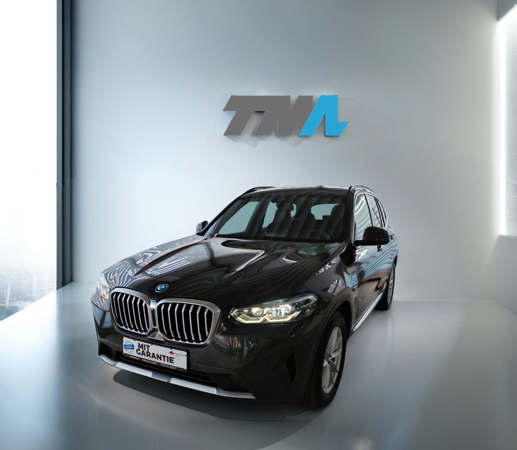 BMW X3 xDrive 30e PANO M-Dachhimm. Sonnenrollo