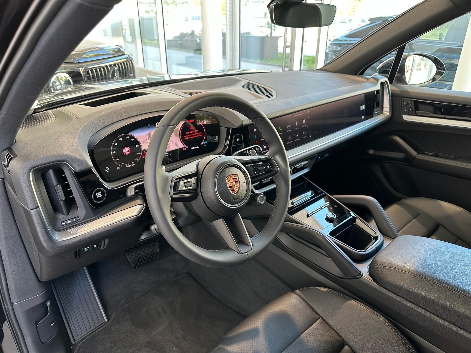 Porsche Cayenne Facelift MY25/sw/-21,5%/Pan/Priv/14W/22