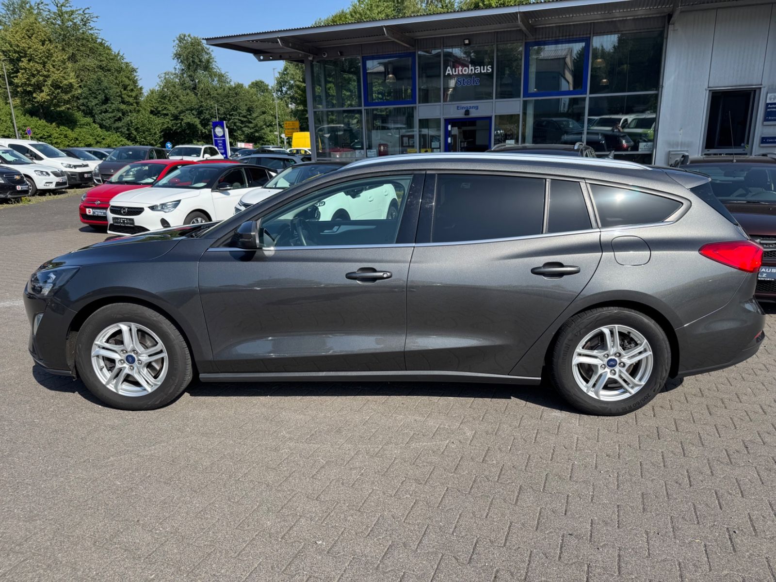 Ford Focus Turnier - Samsaru's Car Outlet