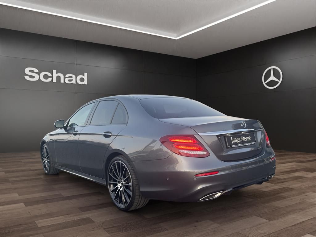 Mercedes-Benz E 200 AMG - Samsaru's Car Outlet