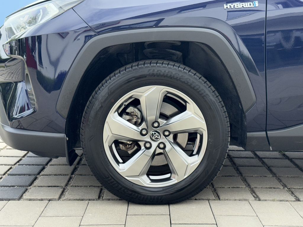 Toyota RAV4 Hybrid 4x4 Lounge - Samsaru's Car Outlet