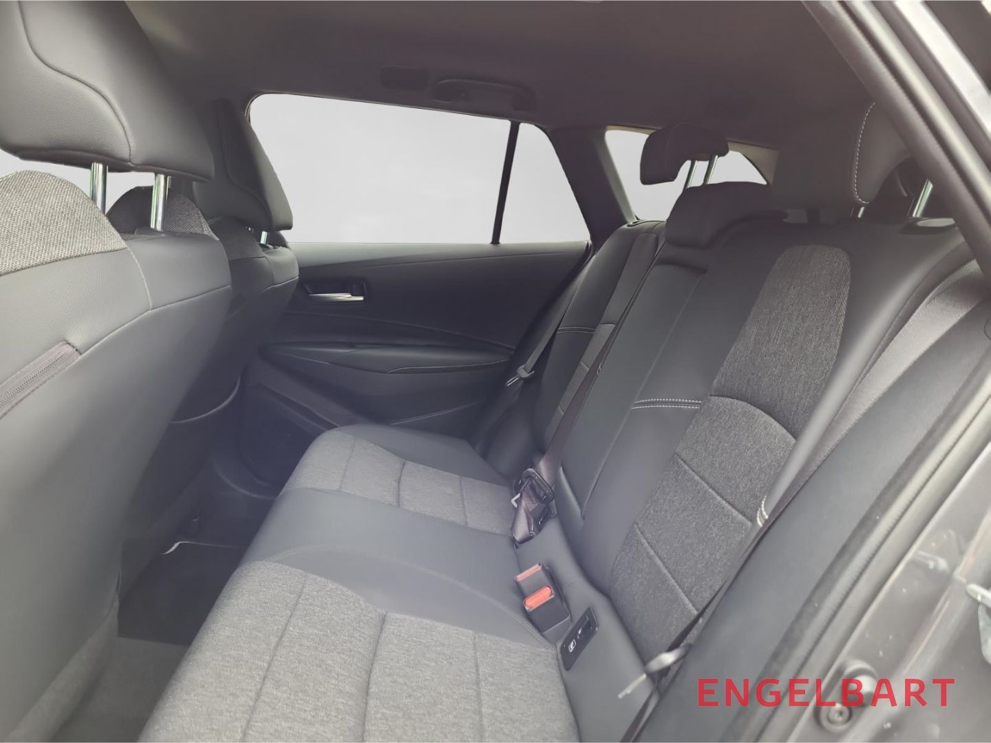 Toyota Corolla Touring Sports Hybrid Teamplayer 2.0  el