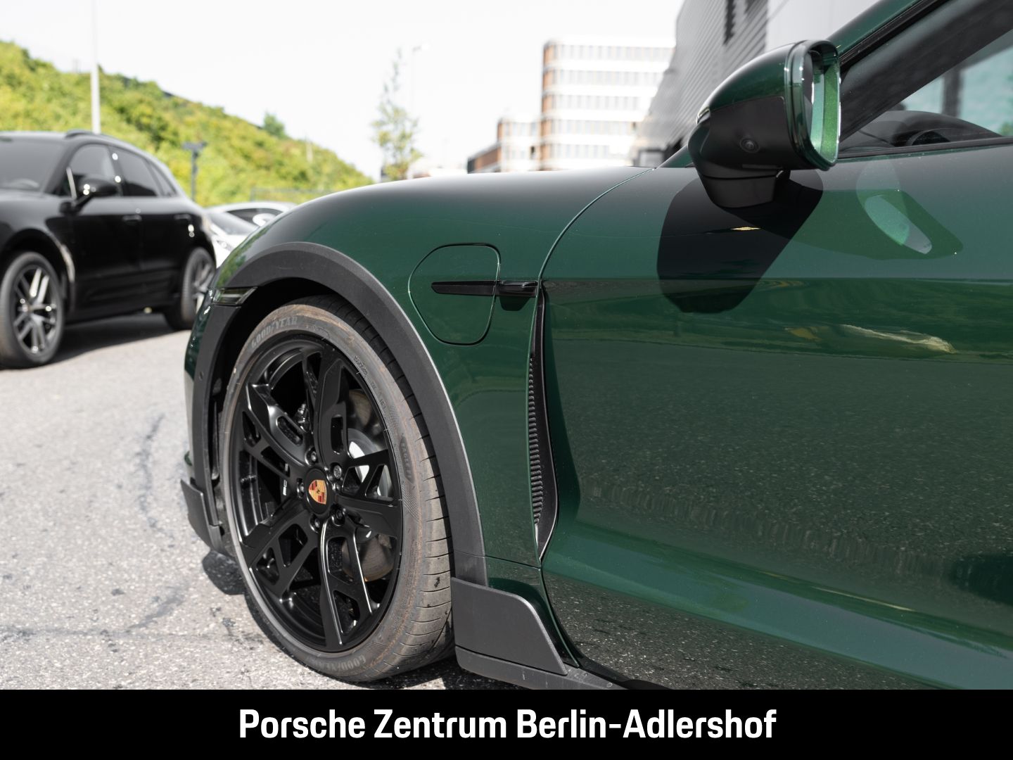 Porsche Taycan 4S Cross Turismo Offroad Paket Soft-Close