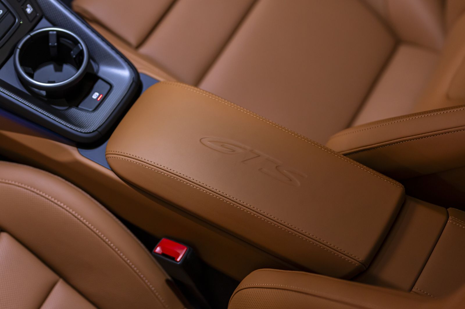 Porsche 911 Targa 4GTS - Samsaru's Car Outlet