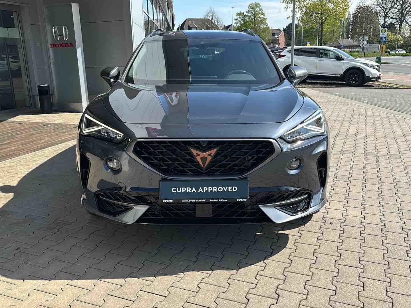 Cupra Formentor 1.4 e-Hybrid DSG AHK MEMORY 360°-CAM