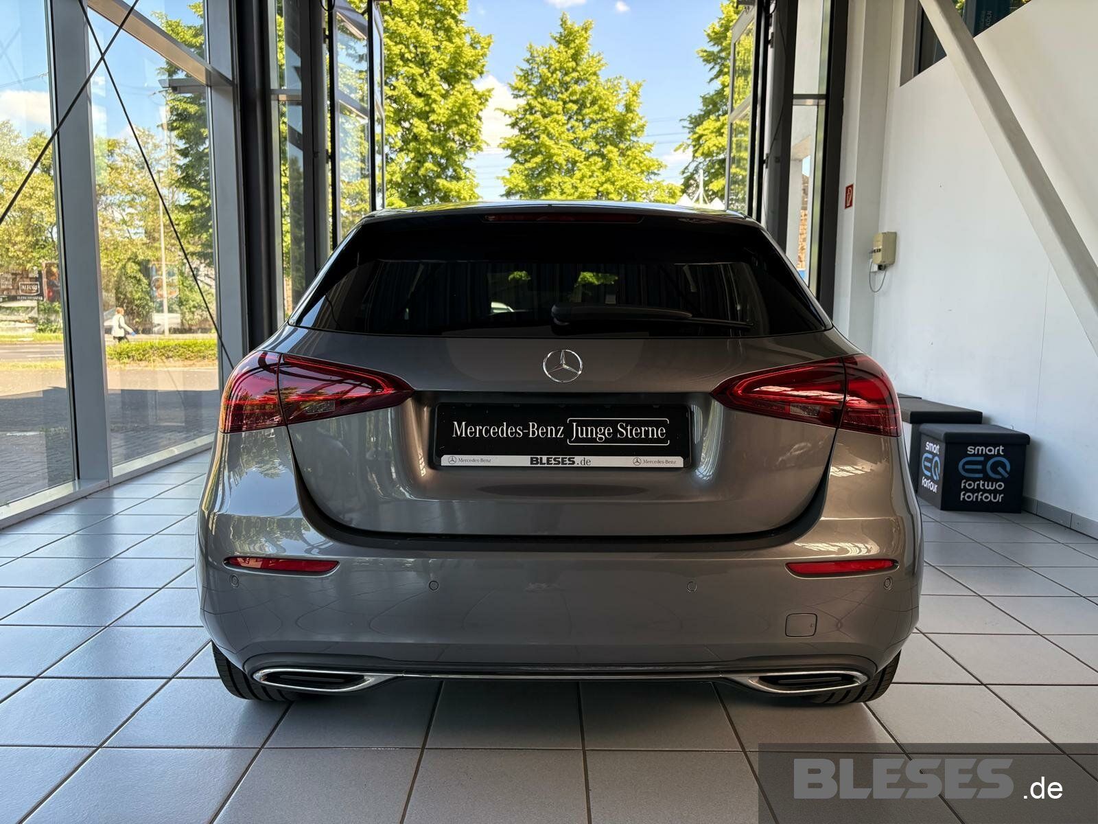 Mercedes-Benz A 200 Progressive - Samsaru's Car Outlet
