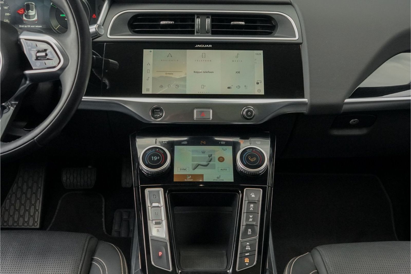 Jaguar I-Pace EV320 SE Business 90 kWh 3 Fase Laden Pan
