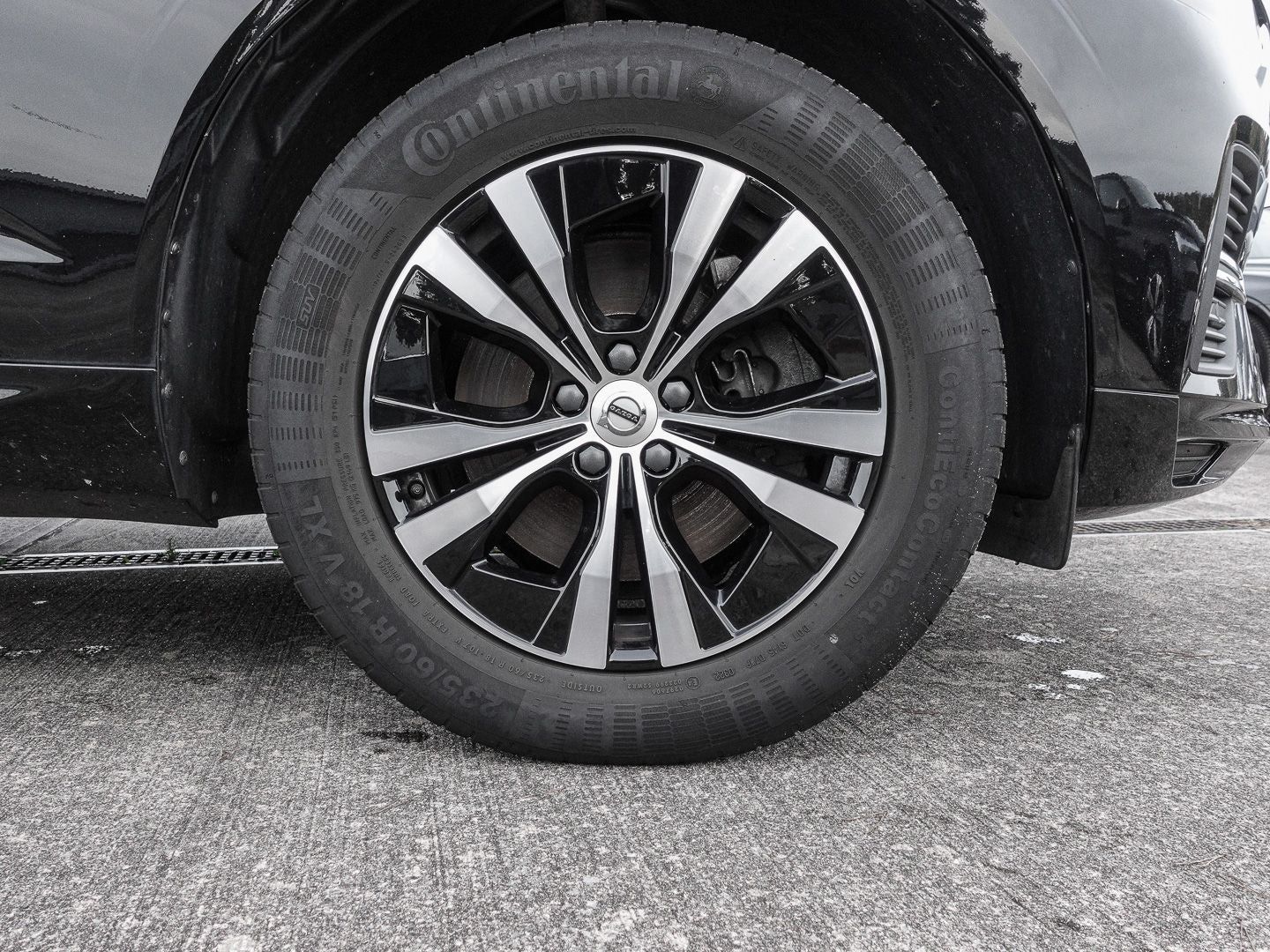 Volvo XC60 Momentum Pro AWD B4 Diesel EU6d AHK Digital