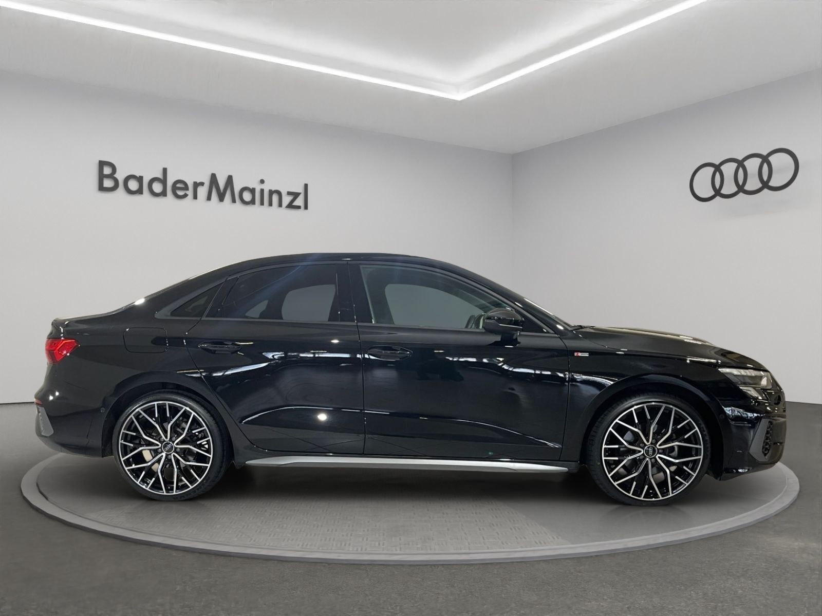 Audi A3 Limousine S line - Samsaru's Car Outlet