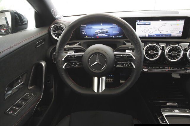 Mercedes-Benz CLA 250 4M Coupé AMG Line - Samsaru's Car Outlet