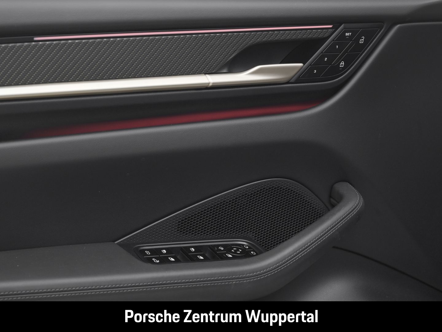 Porsche Macan Turbo*SportChrono*Sitzlüftung*BOSE*Pano*LE