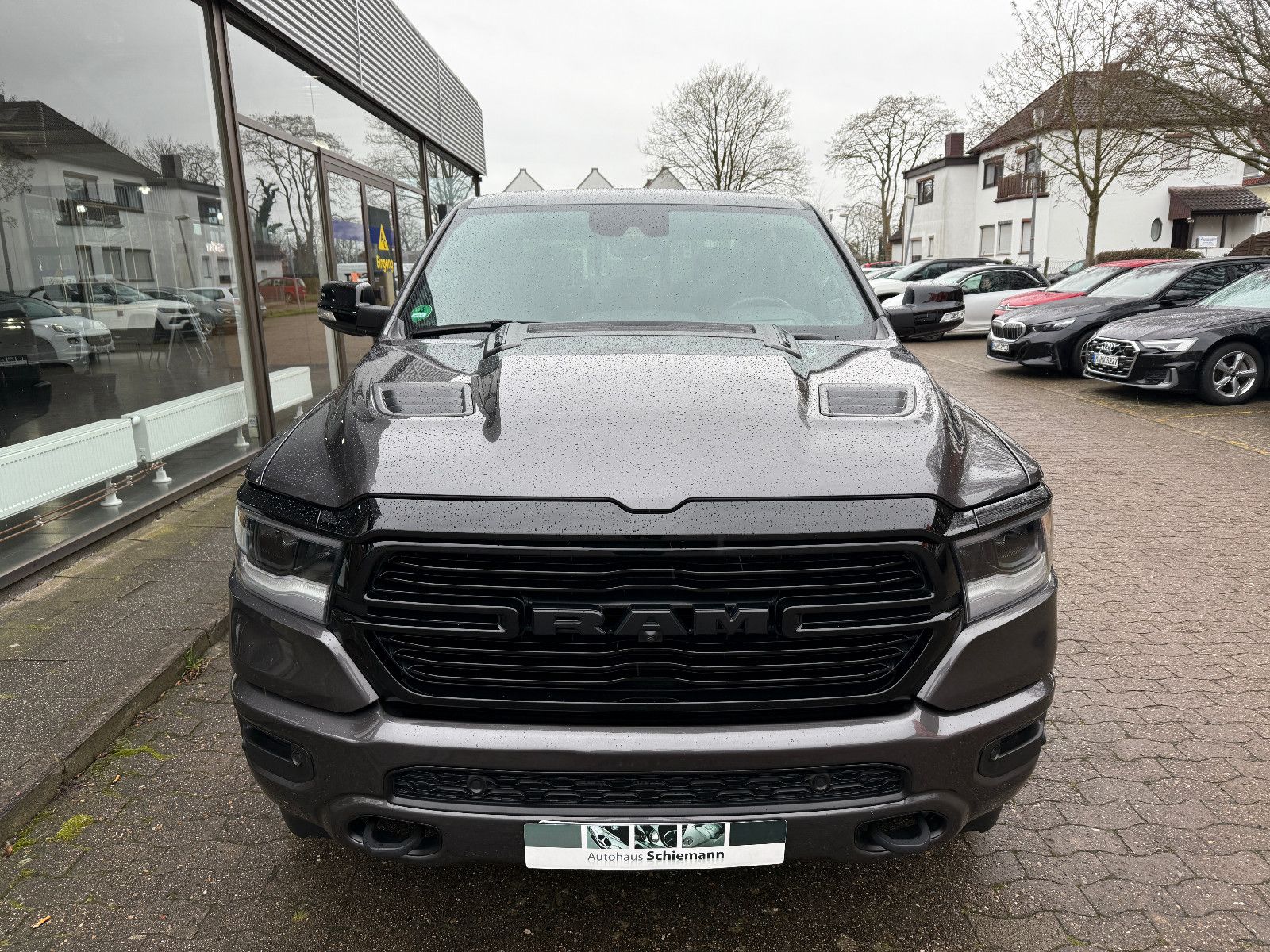 Dodge RAM Crew Cab LARAMIE NIGHT 22"/SPORTABGAS/360°