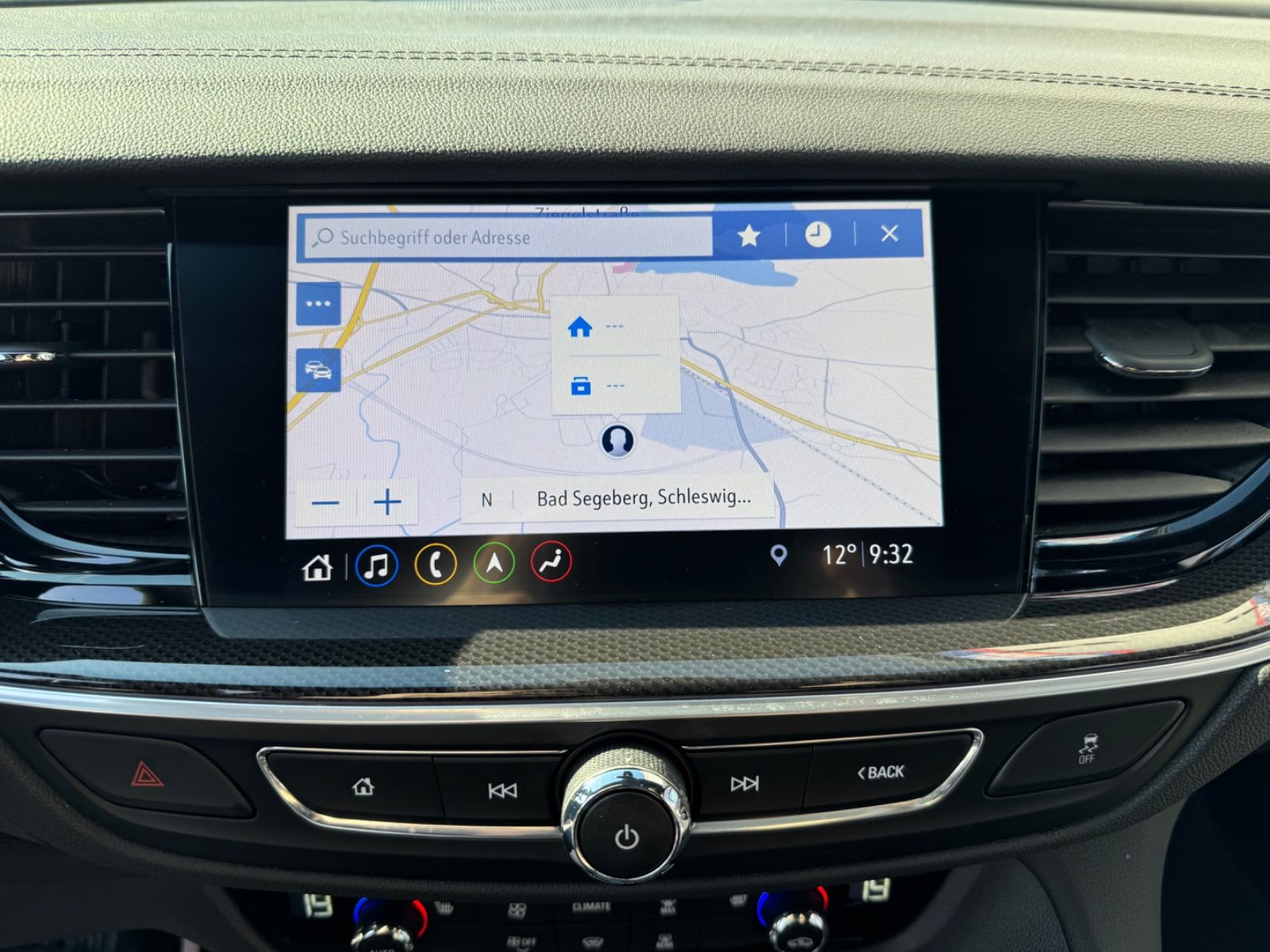 Opel Insignia B Sports Tourer Business - Samsaru's Car Outlet