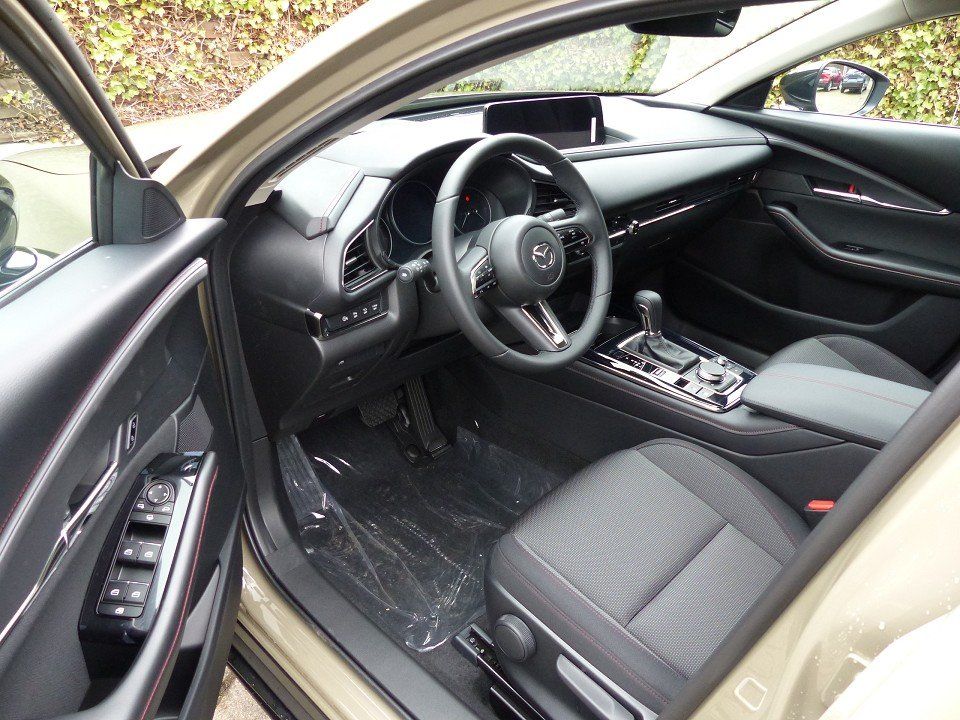 Mazda CX-30 2025 2.5L e-SKYACTIV G 140ps 6AT FWD Homur